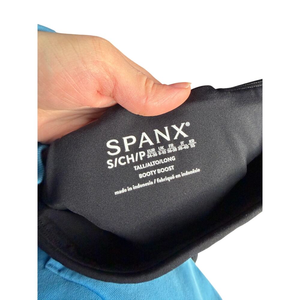 SPANX Booty Boost Active Crop Flare Pants Black S Tall - Picture 3 of 4